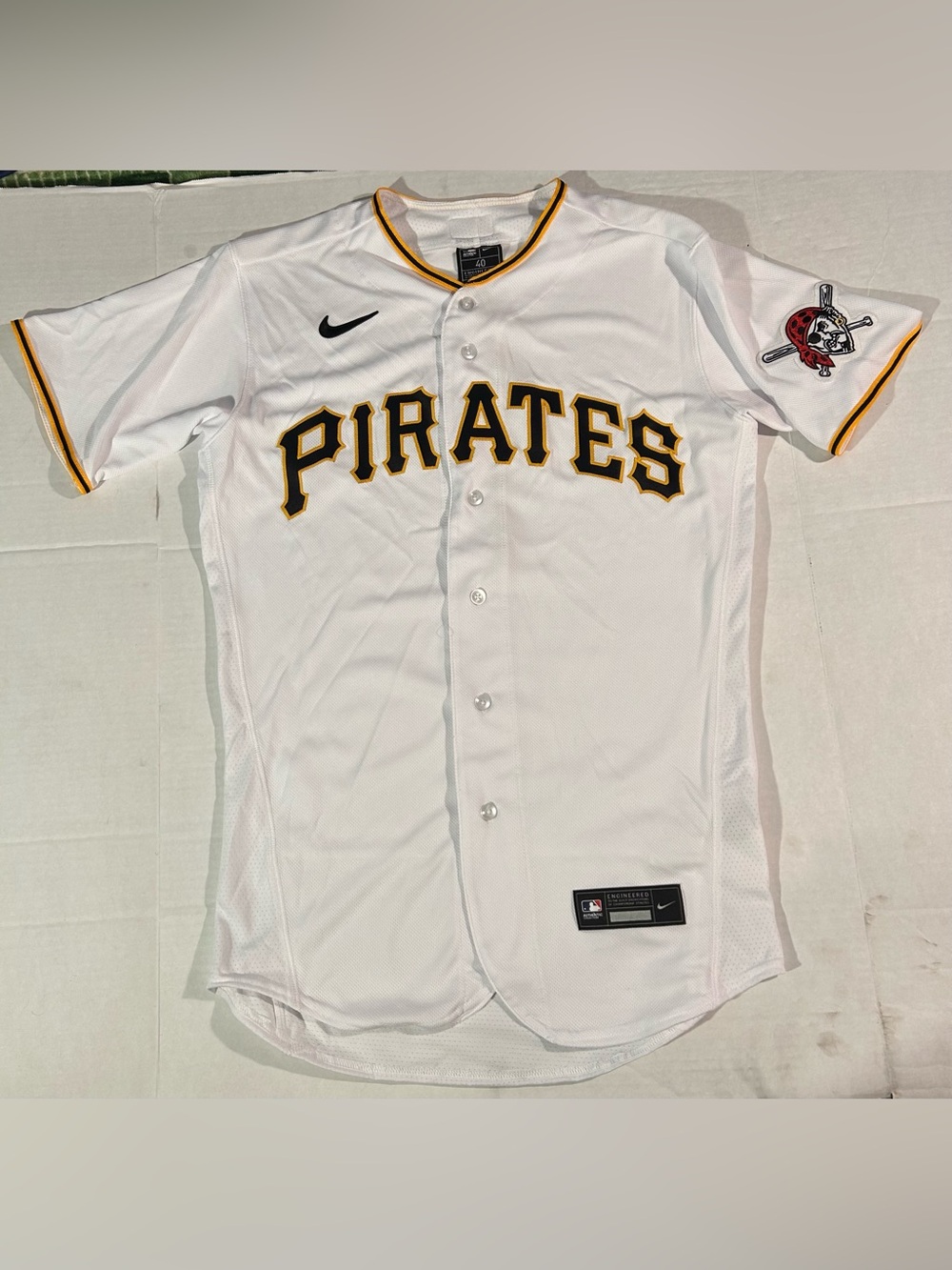 NWOT Nike Pittsburgh Pirates On Field Authentic Home Jersey White sz 40 Medium